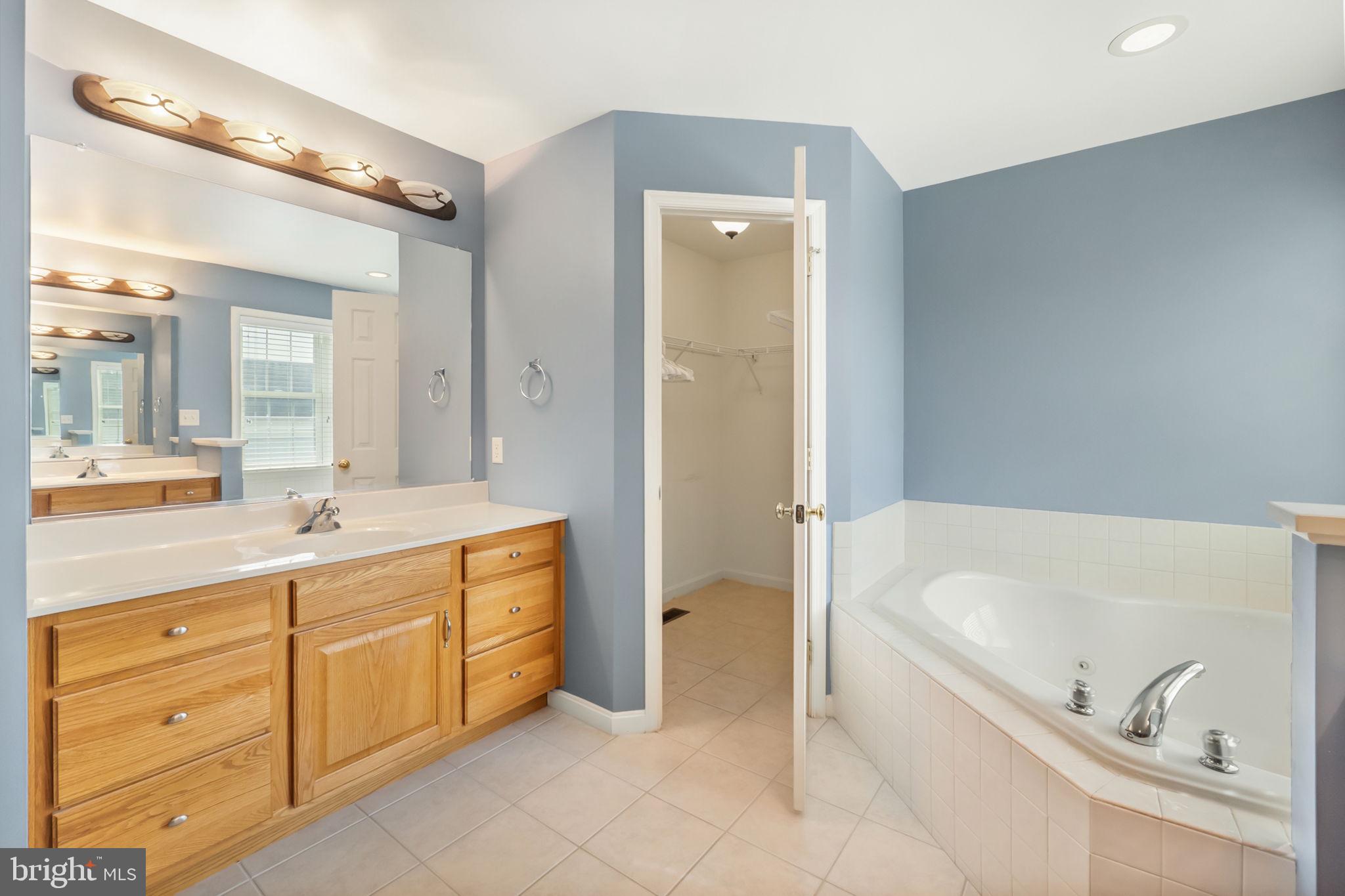 NORTH RIDGE - Residential