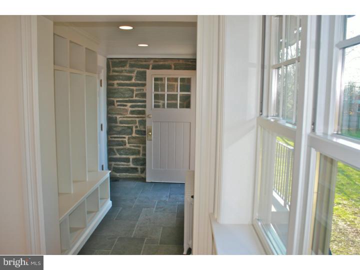 CHESTNUT HILL - Residential
