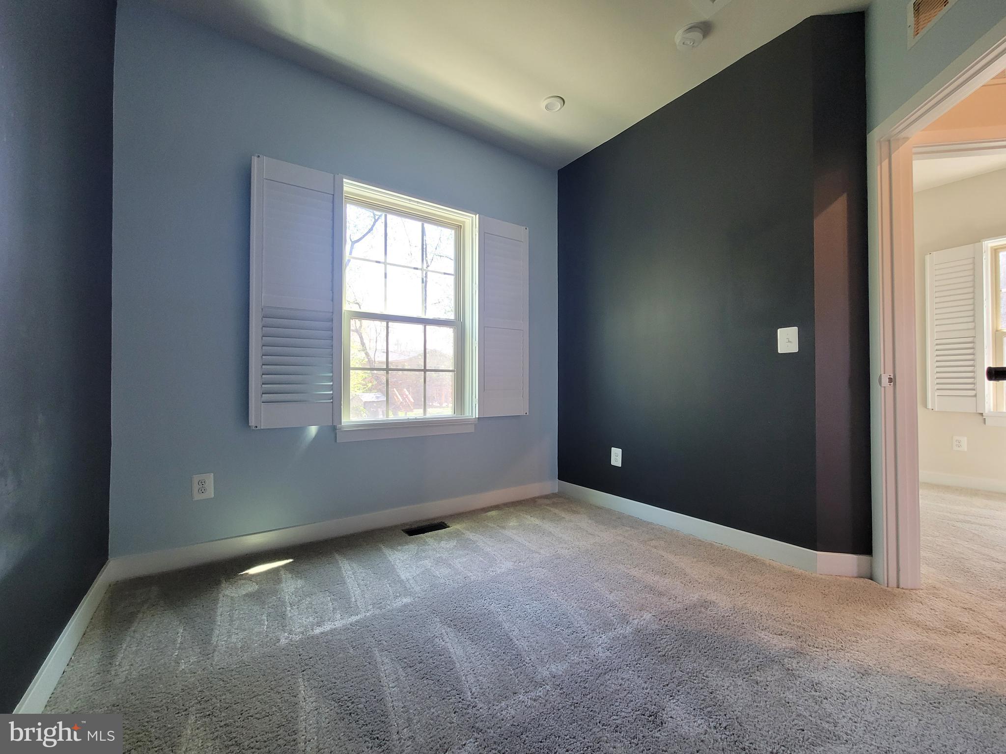 HERITAGE VILLAGE - Residential