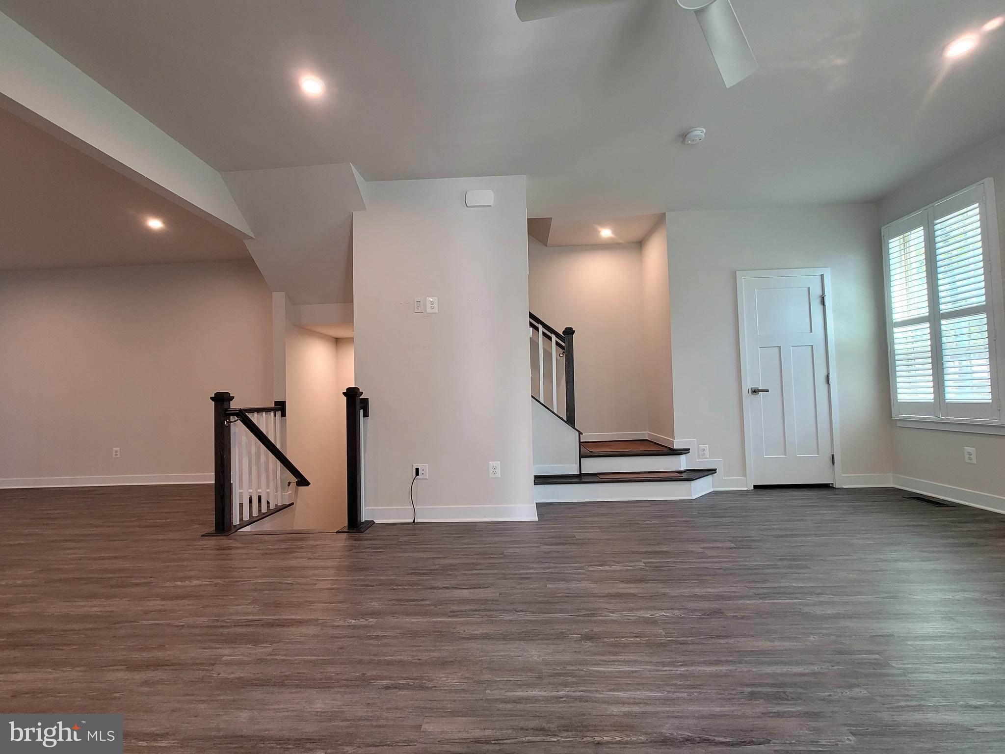 HERITAGE VILLAGE - Residential