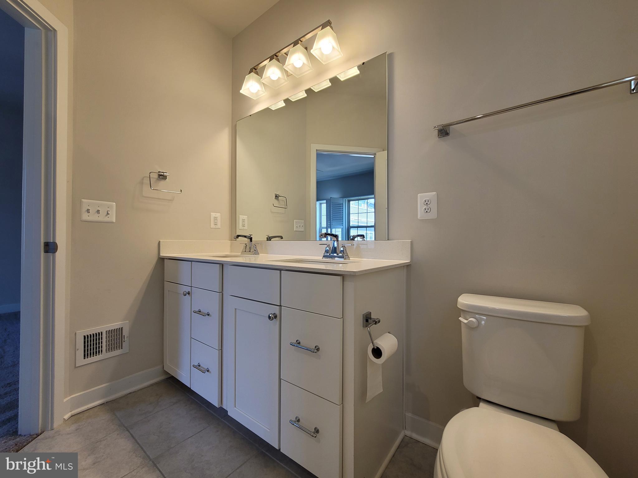 HERITAGE VILLAGE - Residential