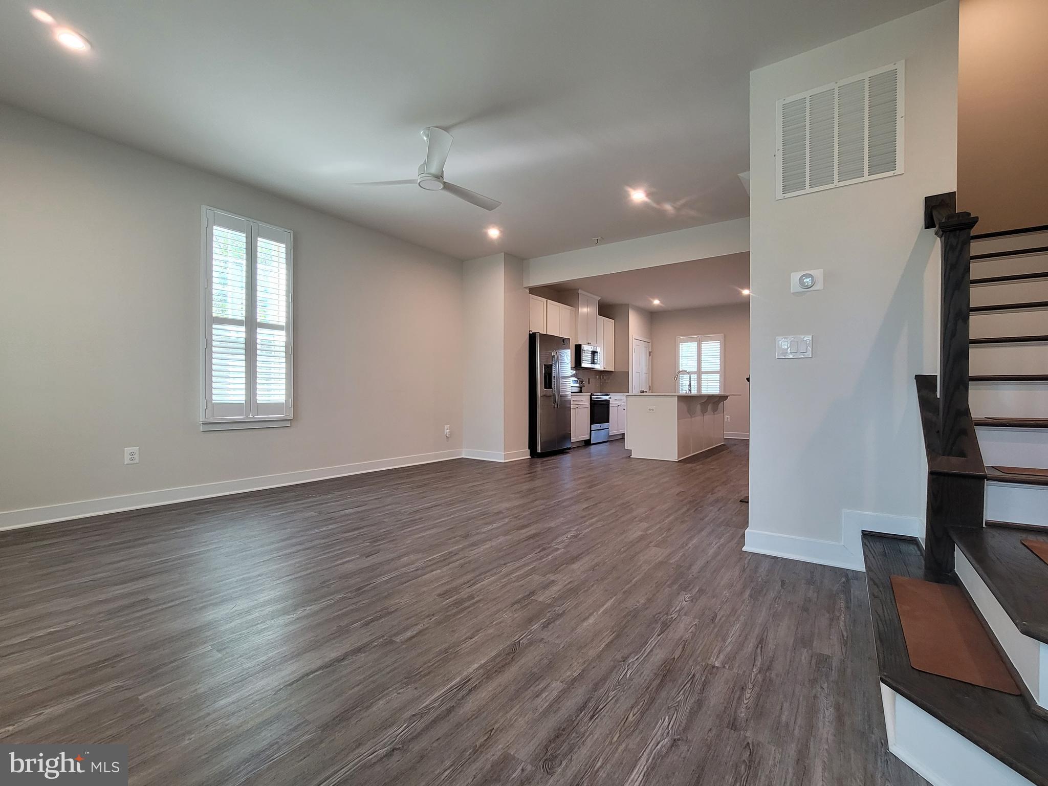 HERITAGE VILLAGE - Residential