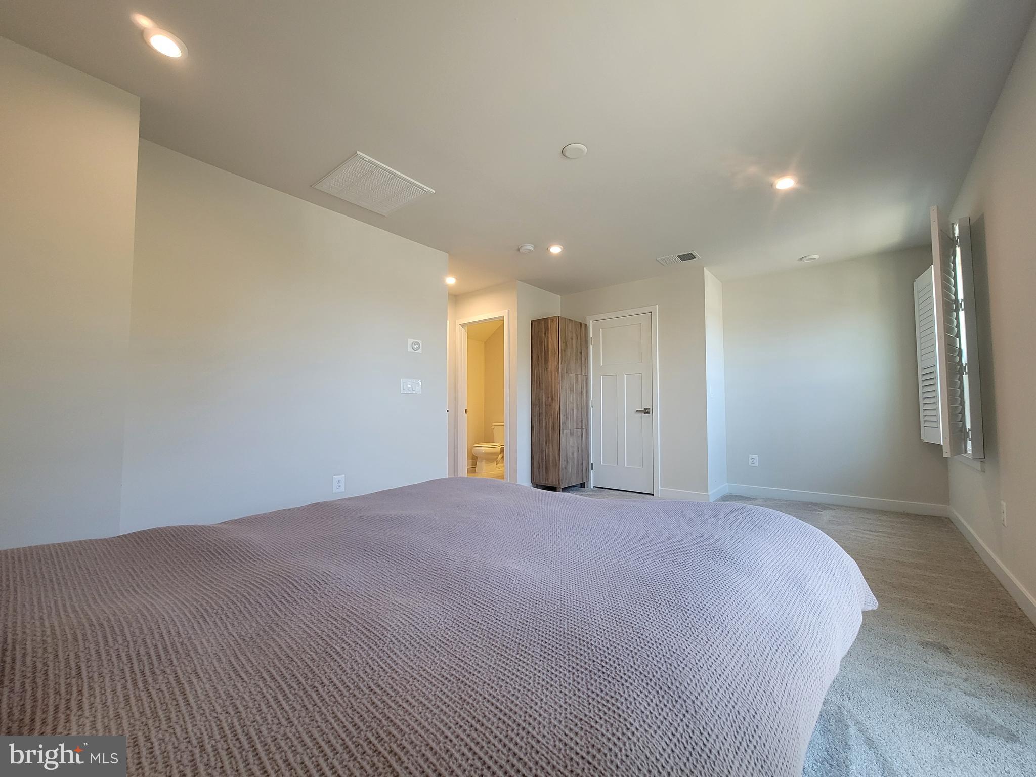 HERITAGE VILLAGE - Residential