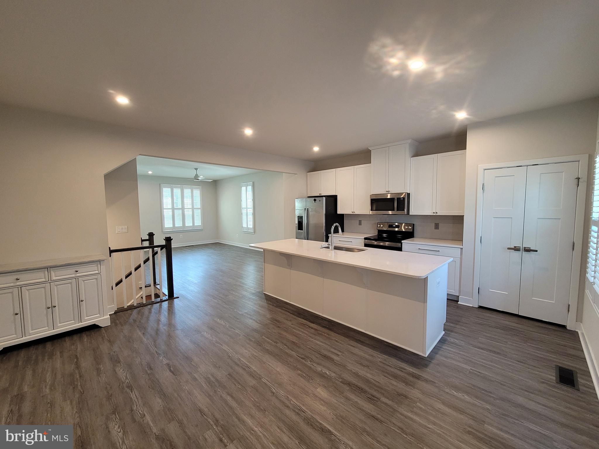 HERITAGE VILLAGE - Residential