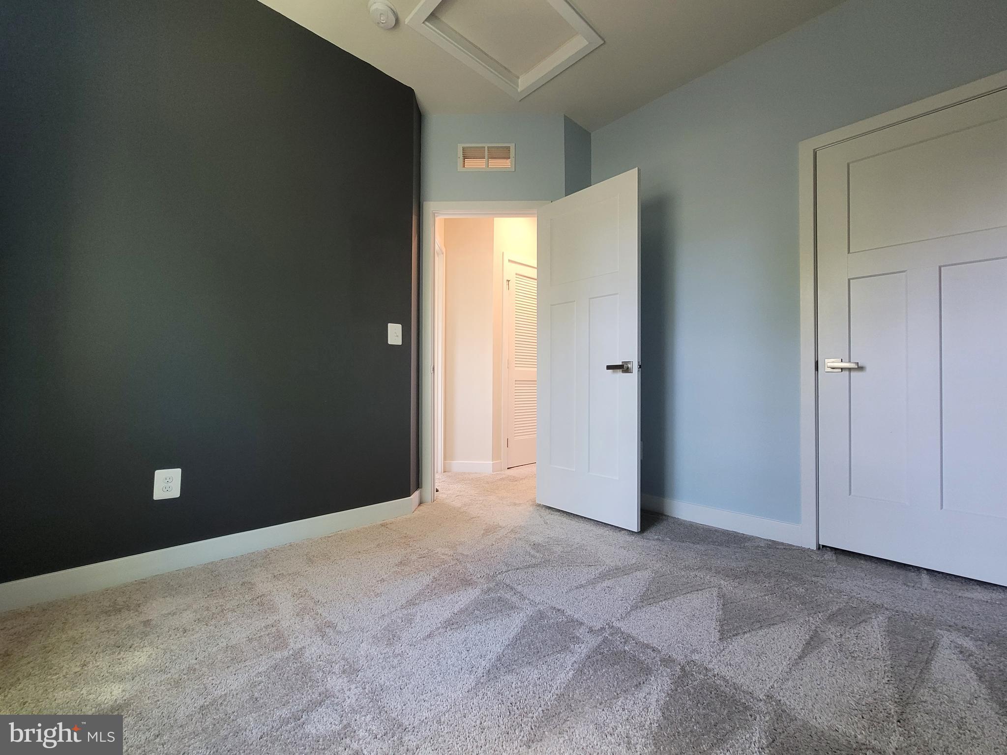 HERITAGE VILLAGE - Residential