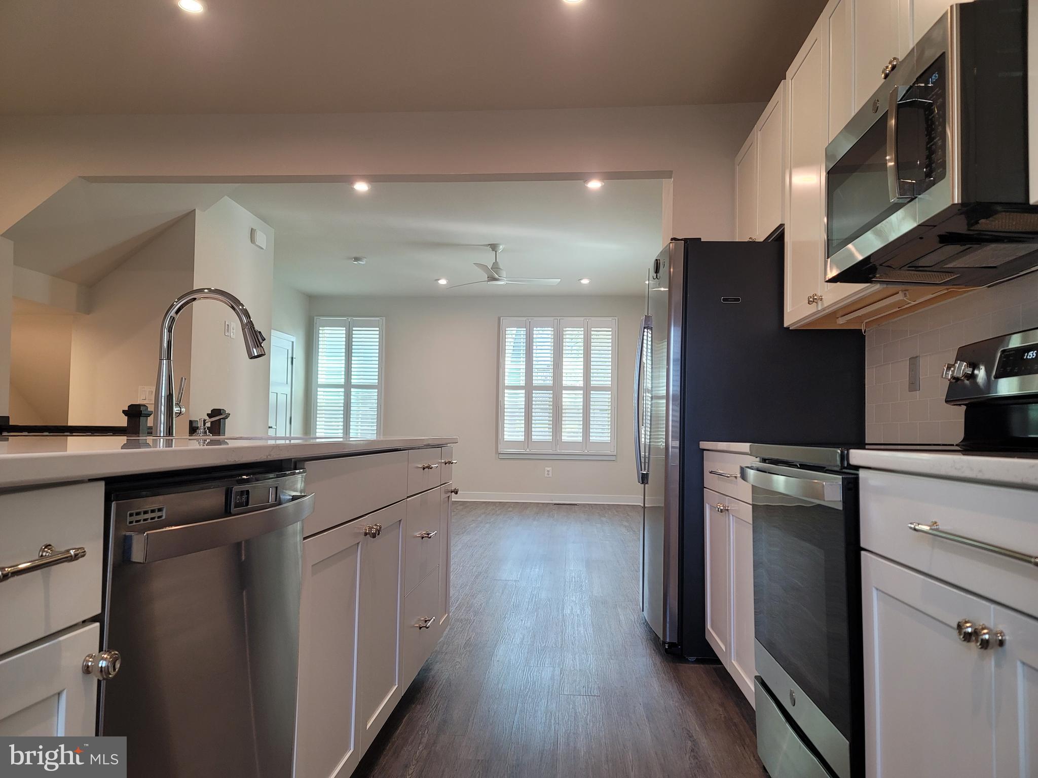 HERITAGE VILLAGE - Residential