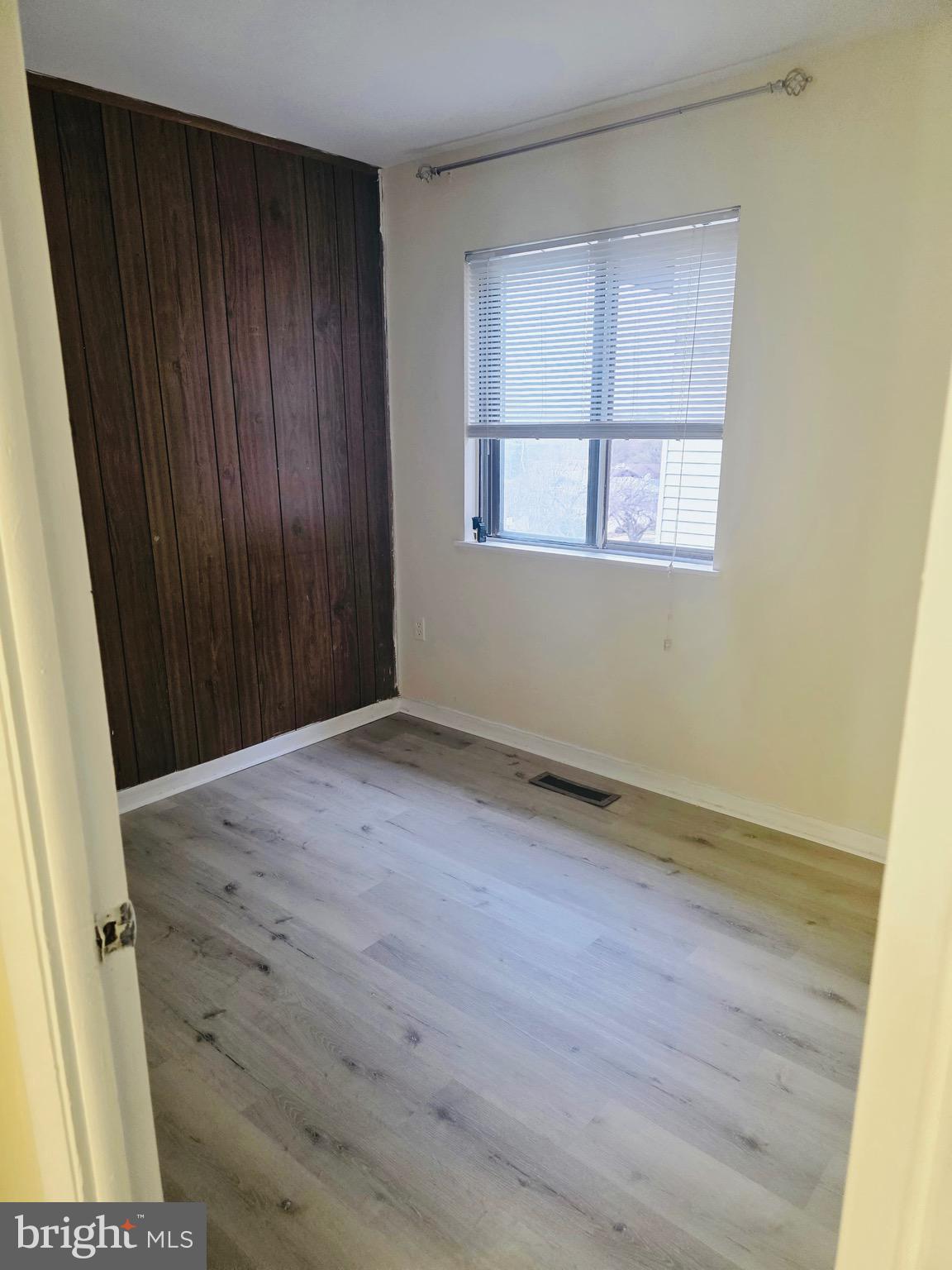 NEWPORT ESTATES - Residential