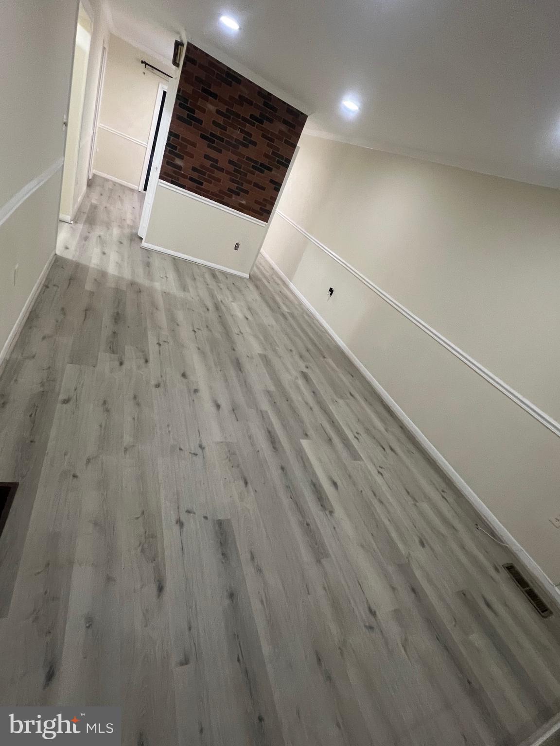 NEWPORT ESTATES - Residential