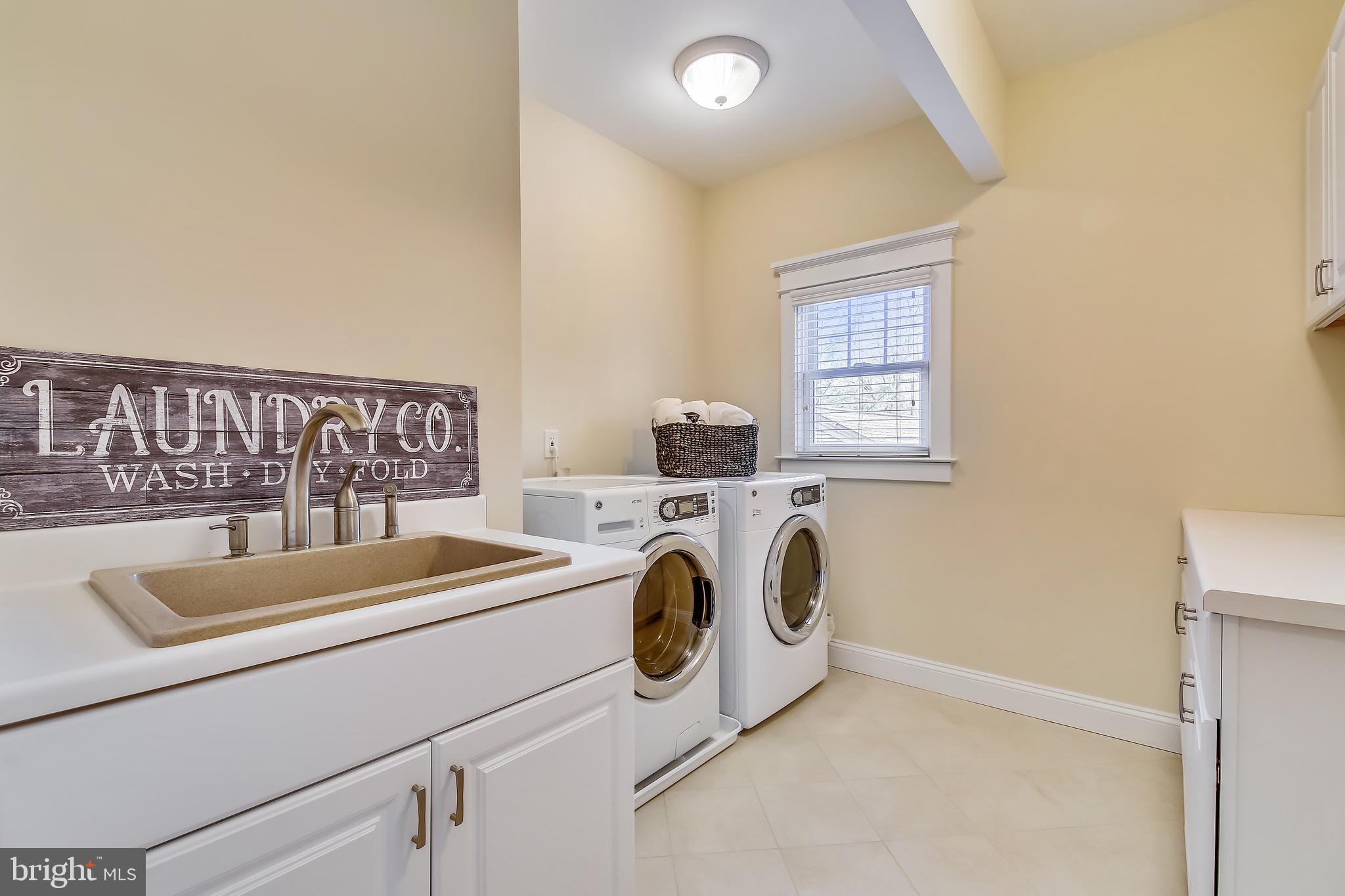 HILLMEAD - Residential