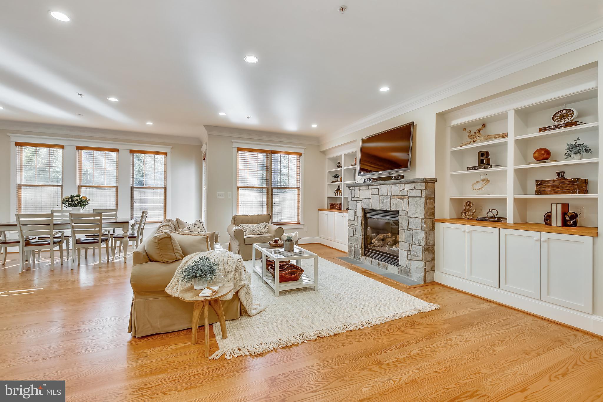 HILLMEAD - Residential