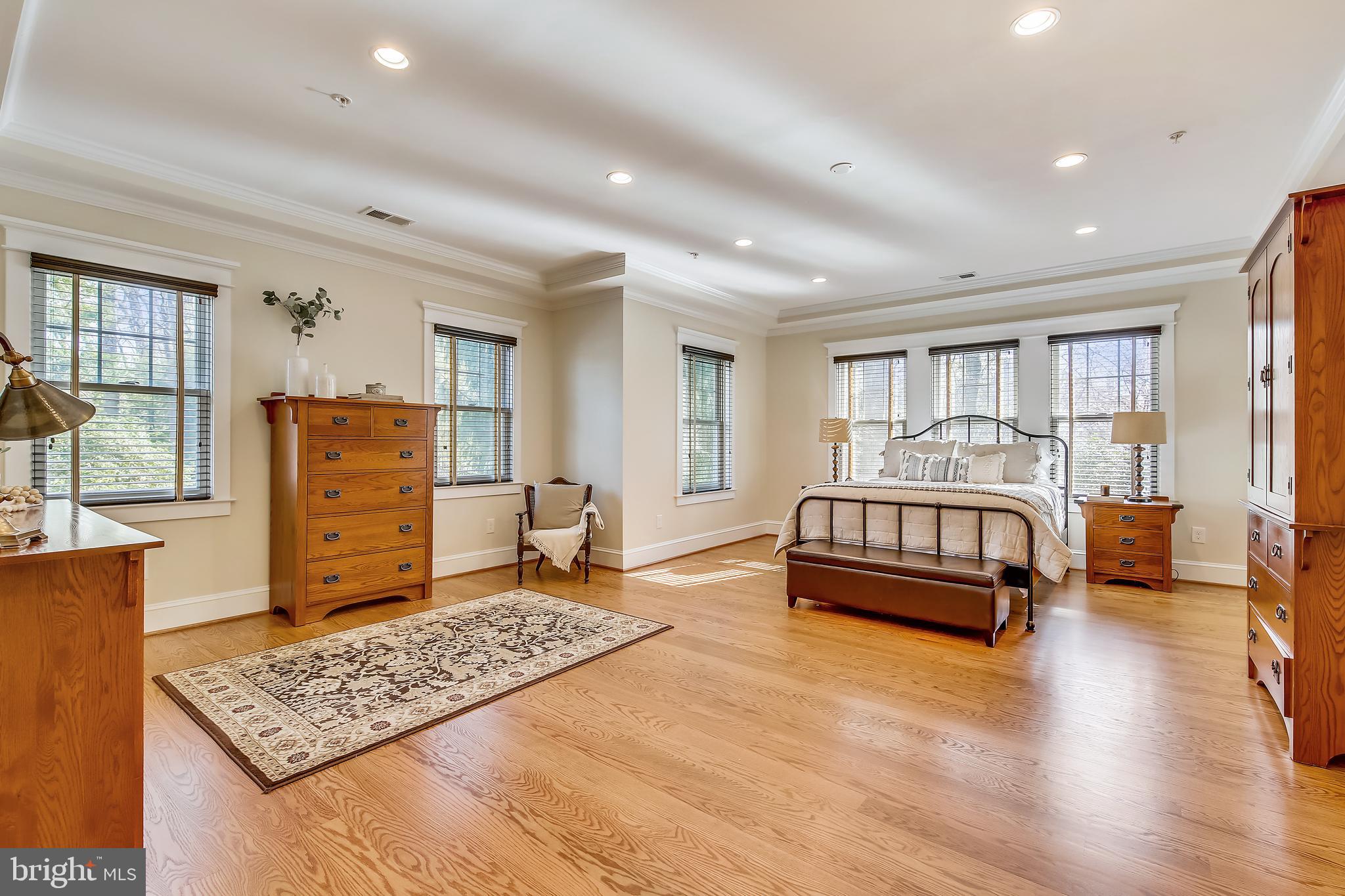 HILLMEAD - Residential