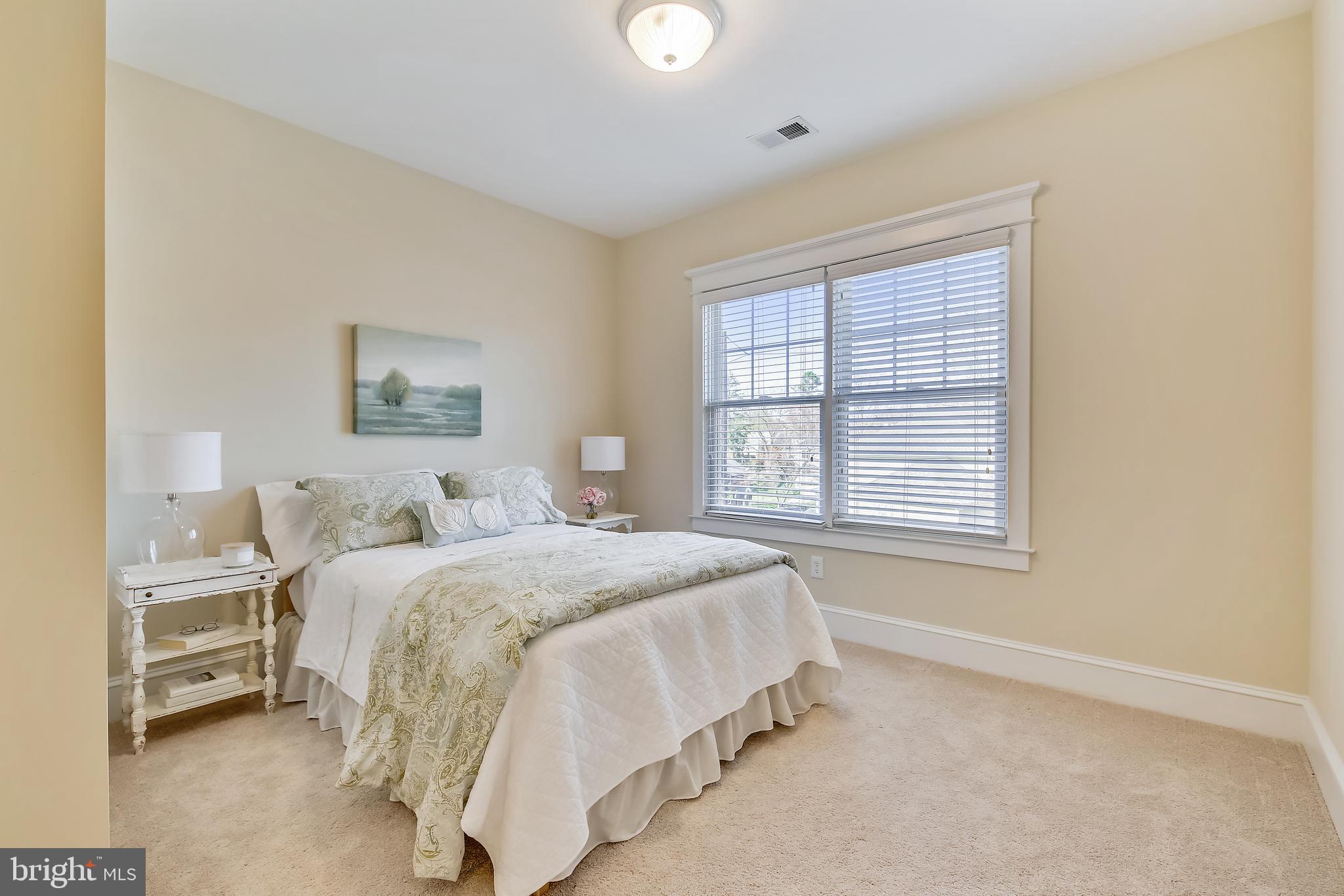 HILLMEAD - Residential