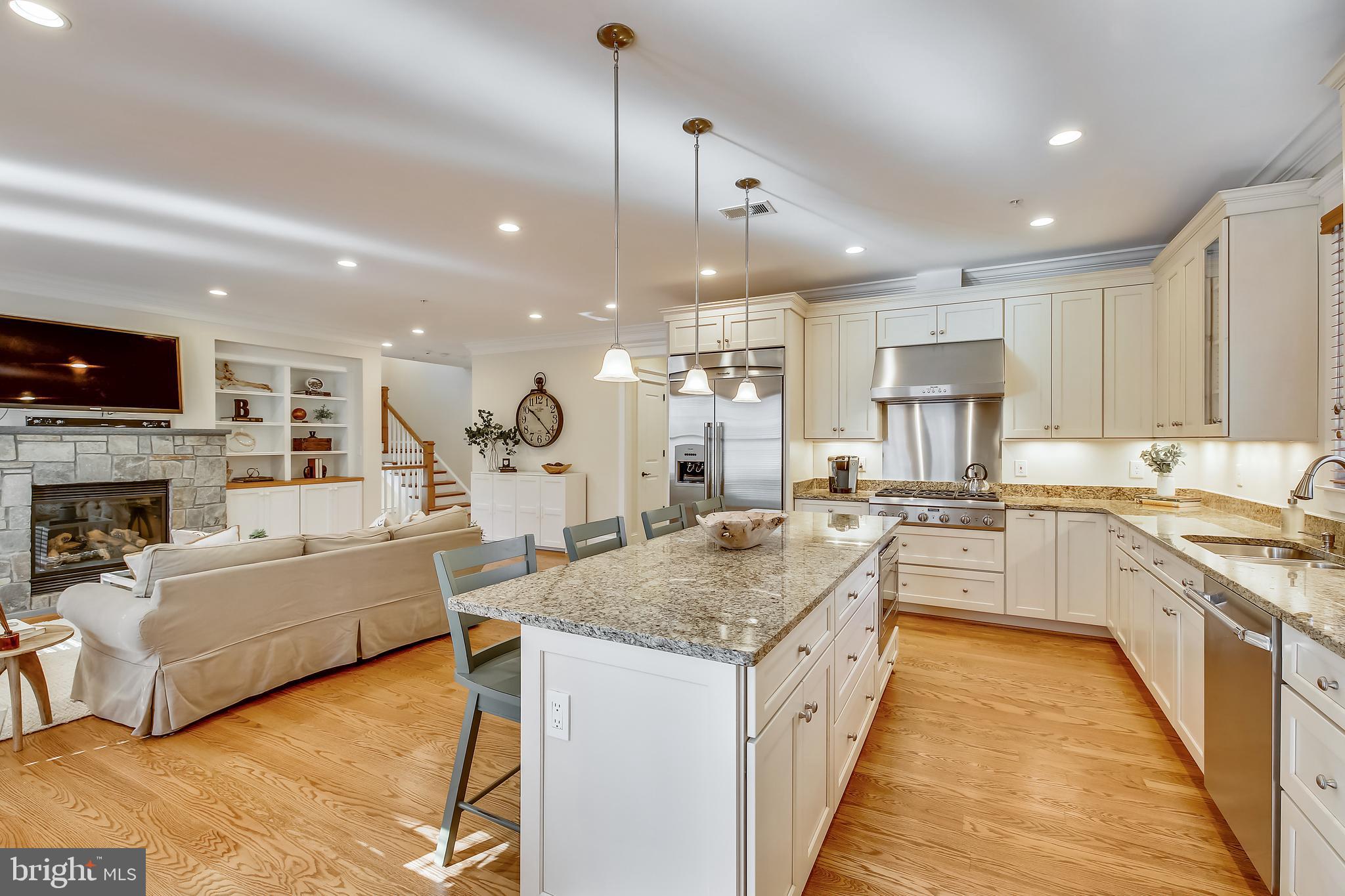 HILLMEAD - Residential