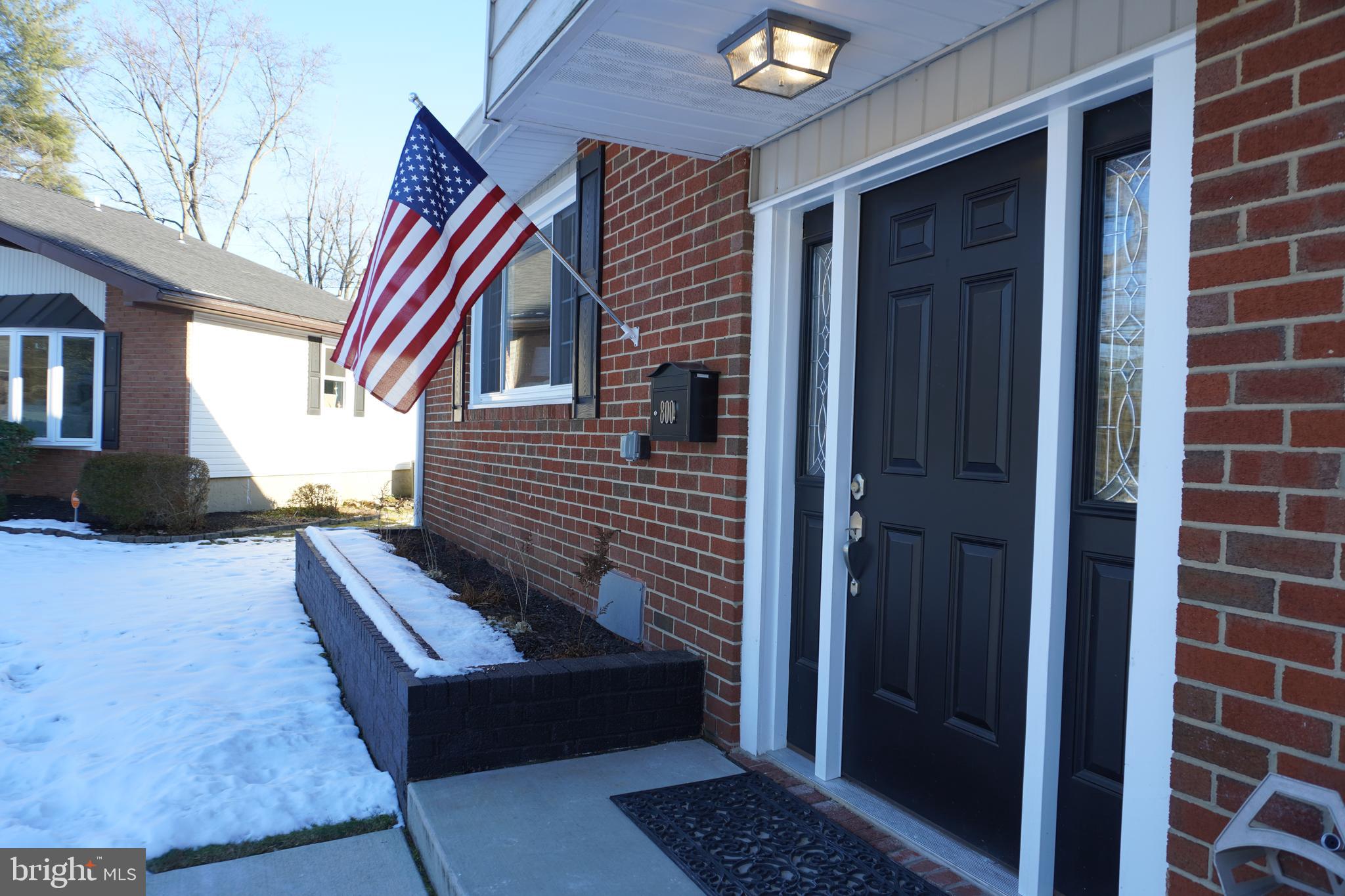 800 BEAVERBANK COURT