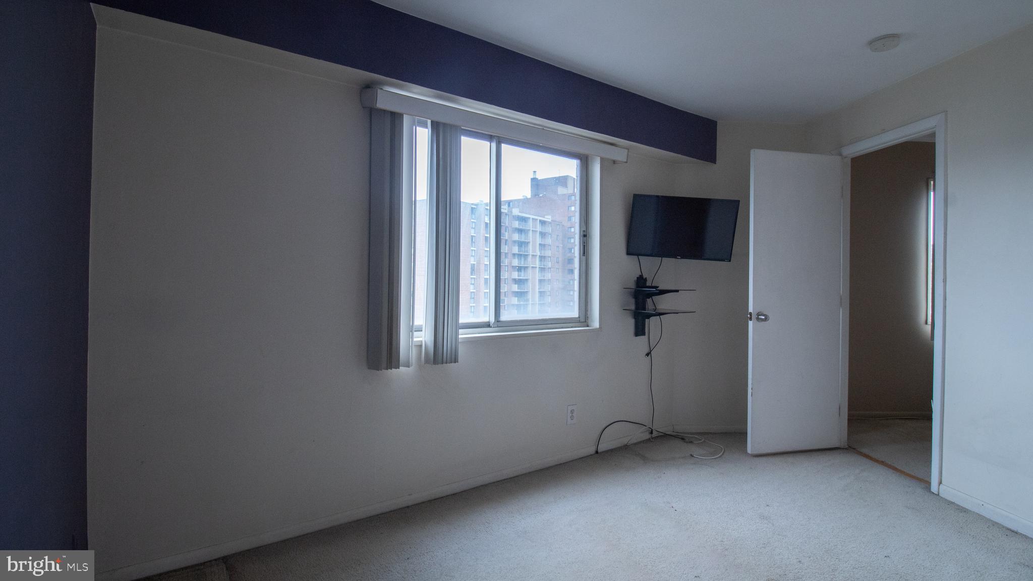 PAVILION ON THE PARK - Residential