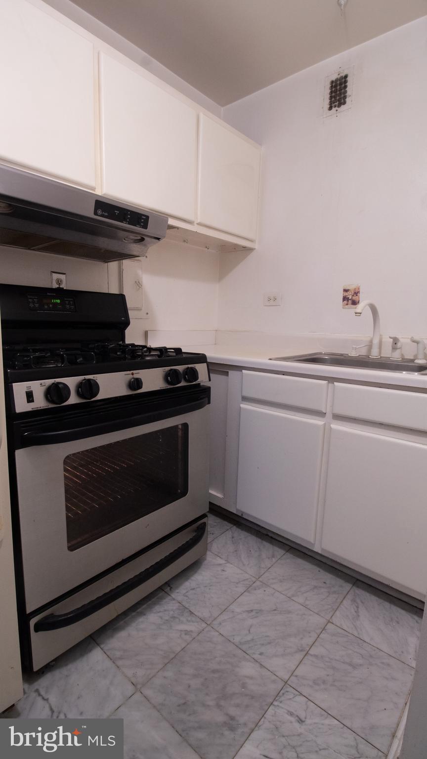 PAVILION ON THE PARK - Residential