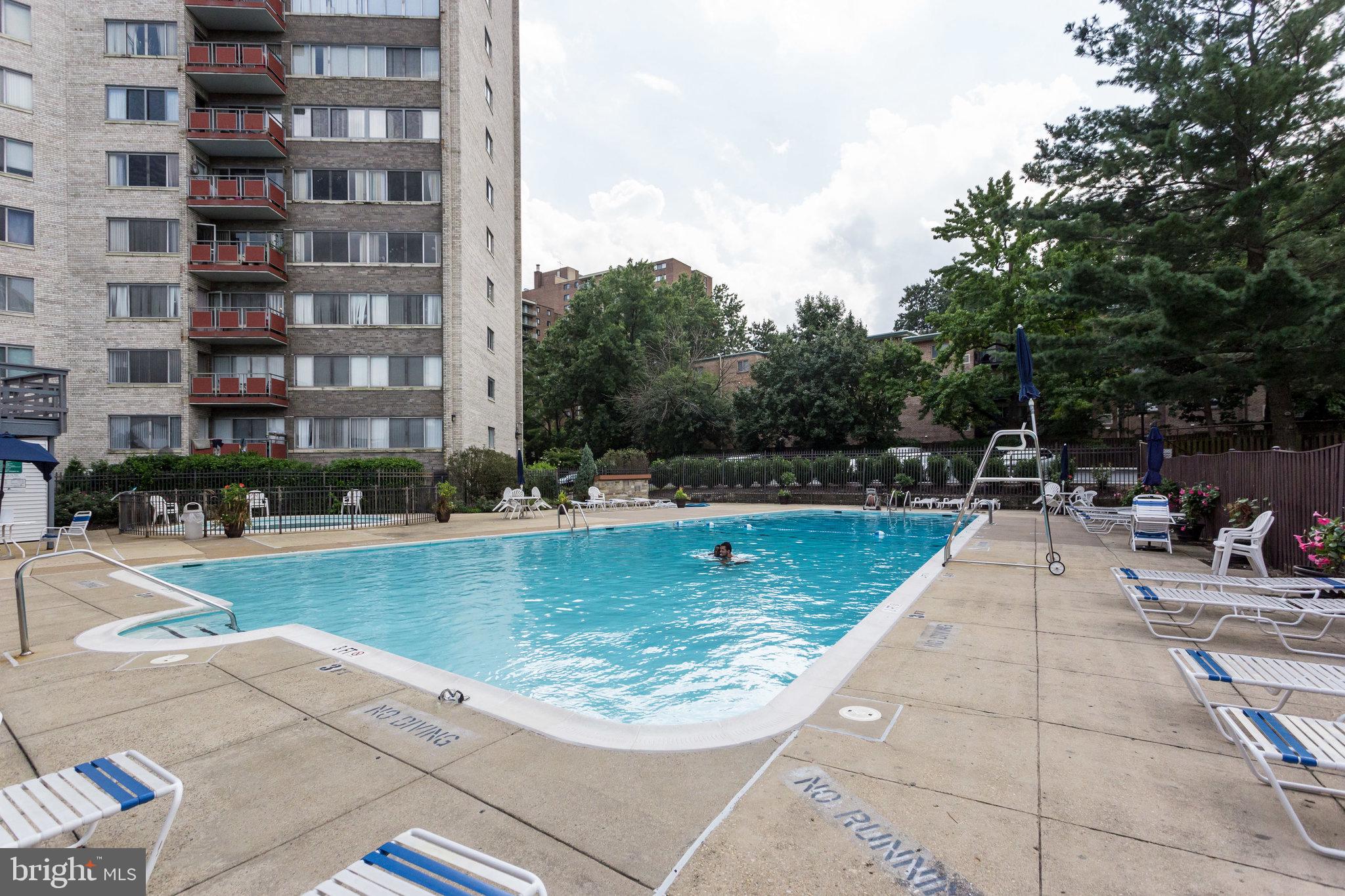 PAVILION ON THE PARK - Residential