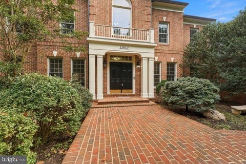 Photo of 43562 Firestone Place, LEESBURG, VA 20176 (MLS # VALO2137510)