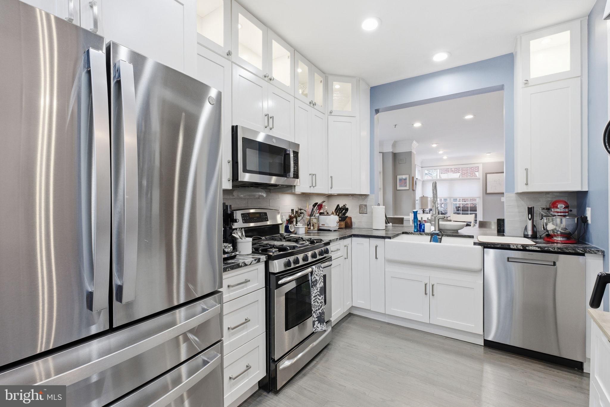 1329 N BARTON STREET N