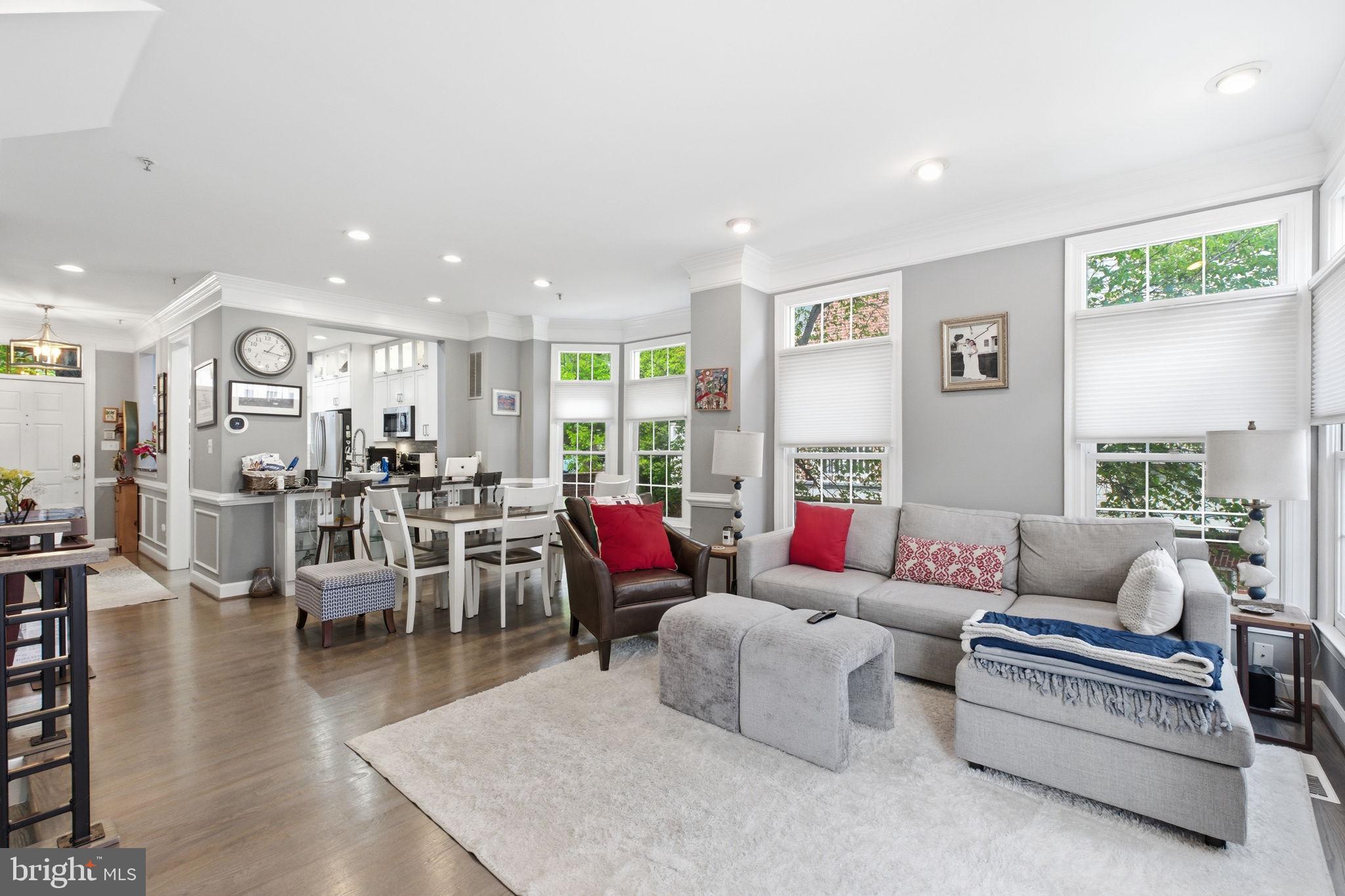 1329 N BARTON STREET N