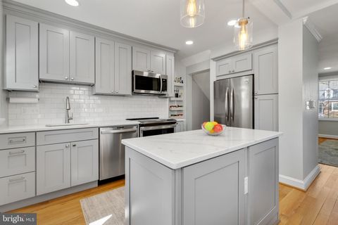 4318 35TH STREET S ARLINGTON VA 22206