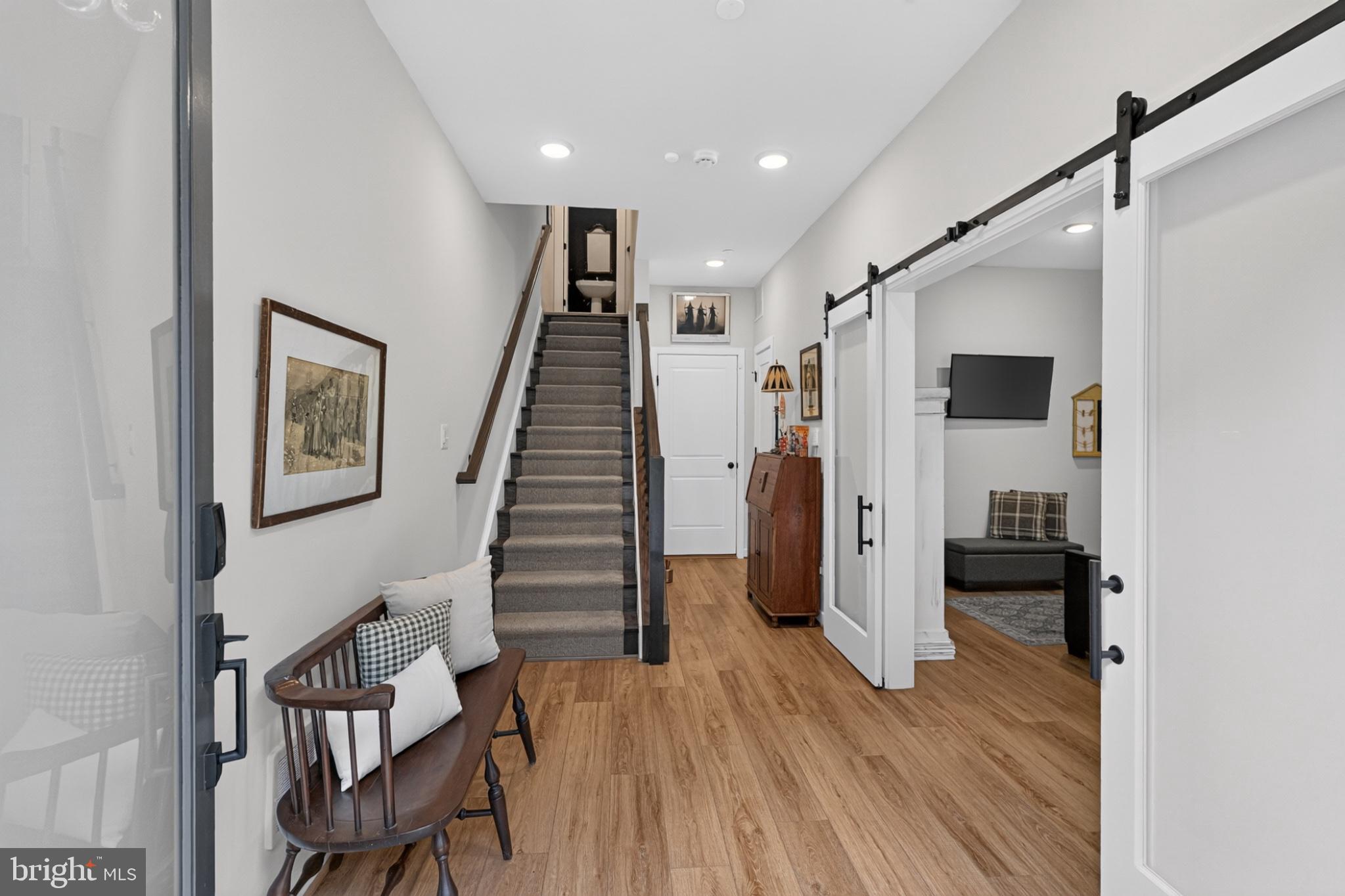 4923 CHURCHILL MEWS