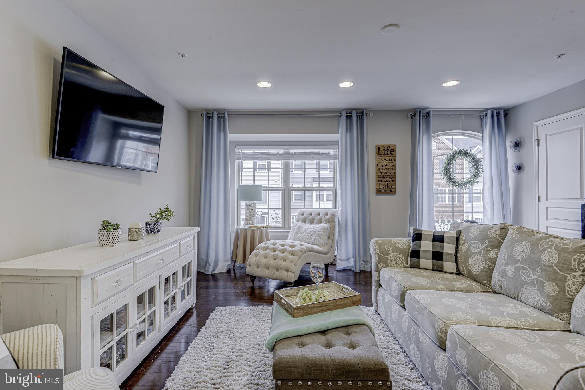 RAVENHURST GLEN - Residential