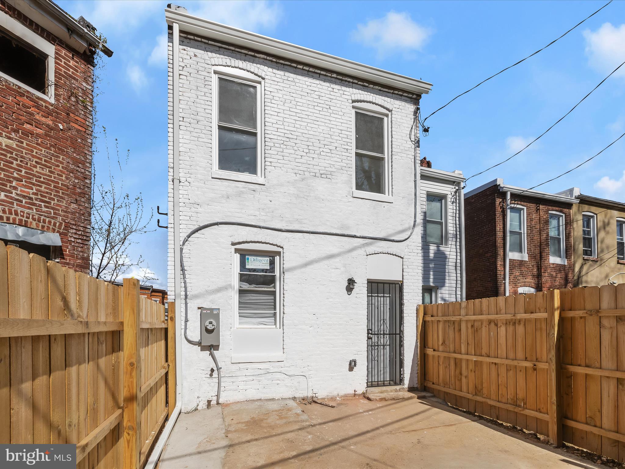 EAST BALTIMORE MIDWAY - Residential