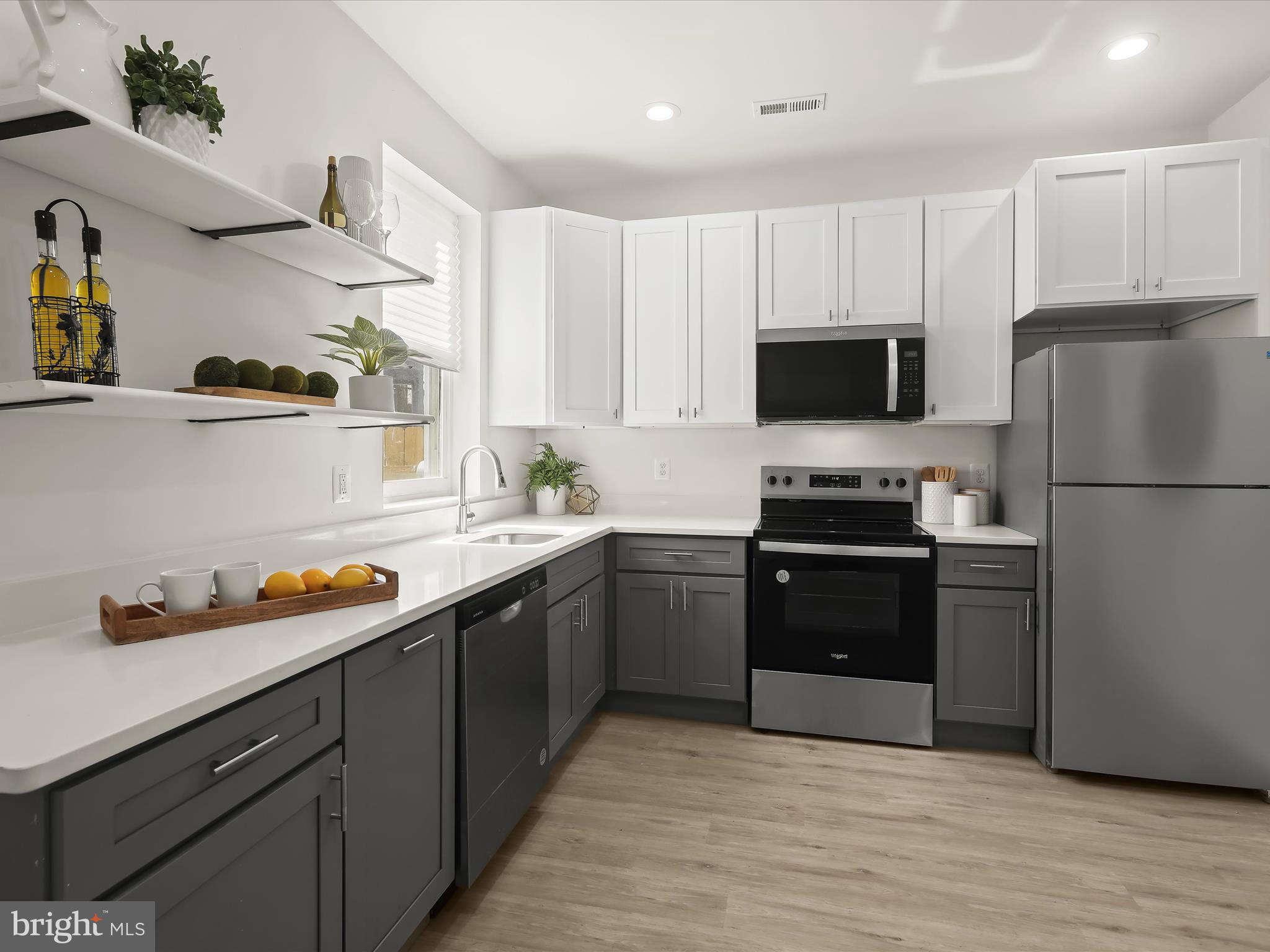 EAST BALTIMORE MIDWAY - Residential