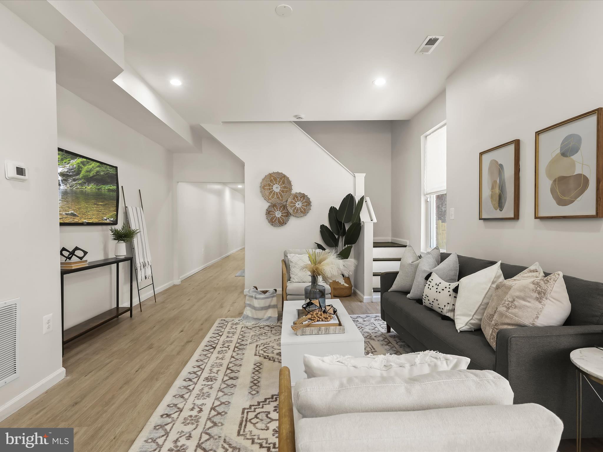 EAST BALTIMORE MIDWAY - Residential