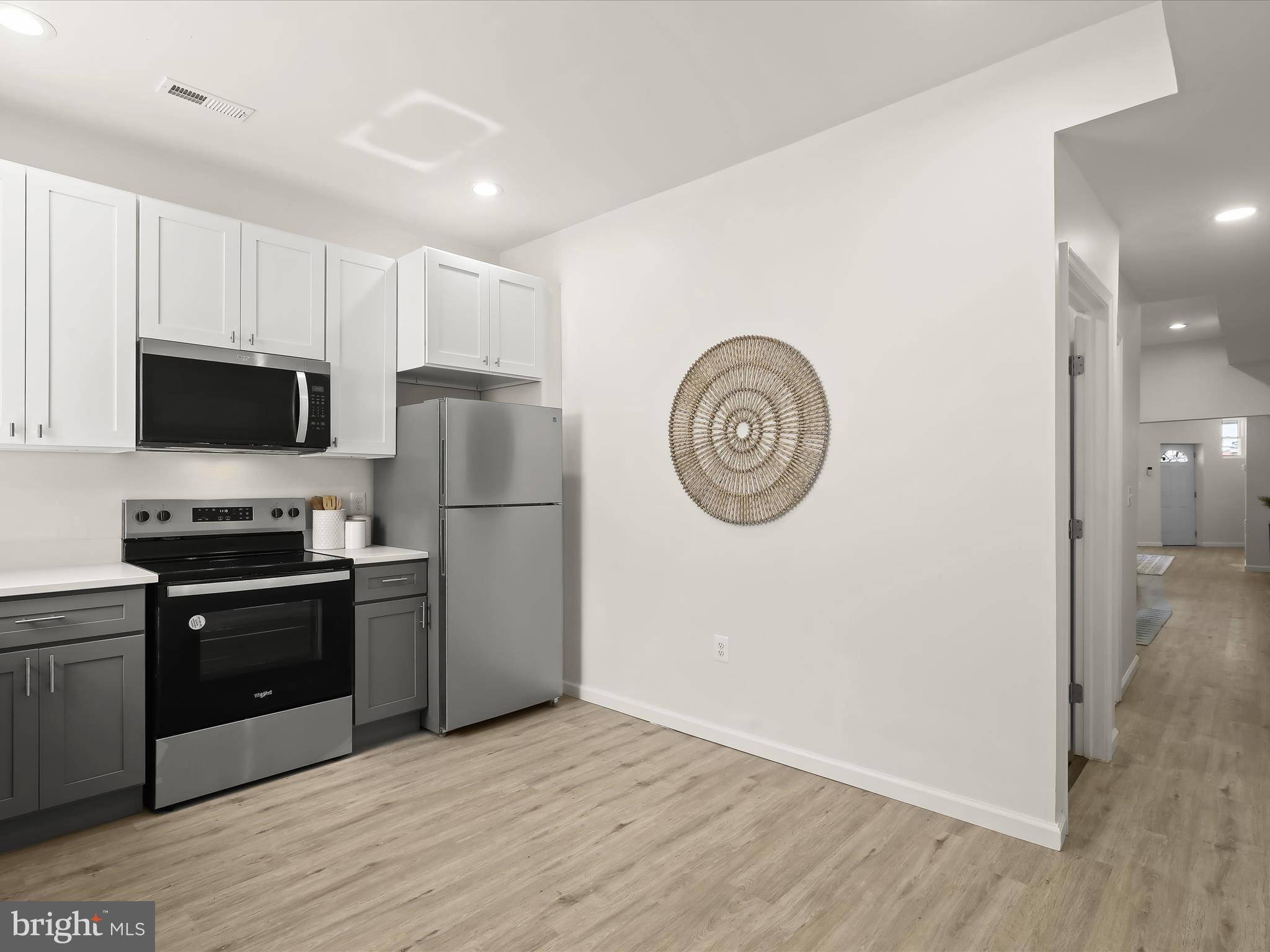 EAST BALTIMORE MIDWAY - Residential