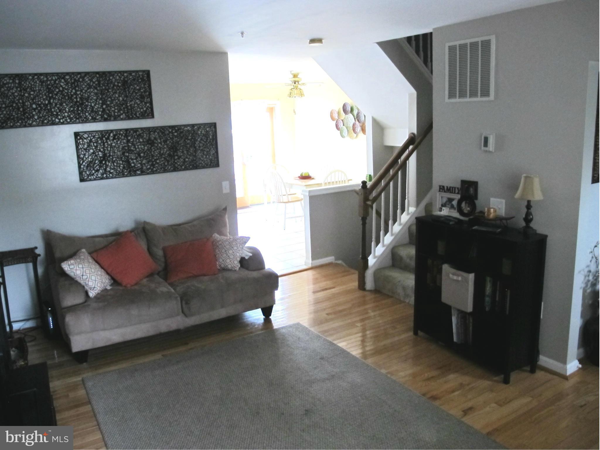 SEVEN OAKS - Residential