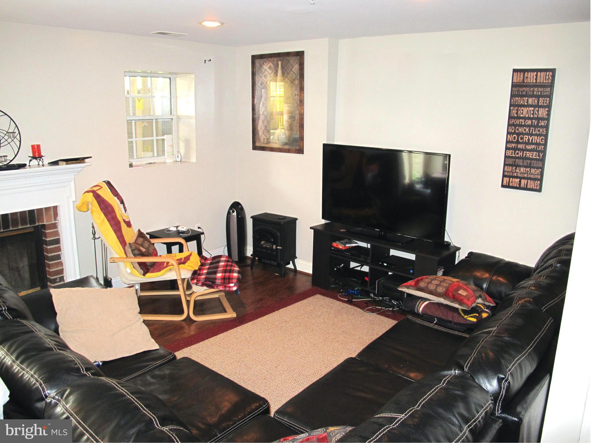 SEVEN OAKS - Residential