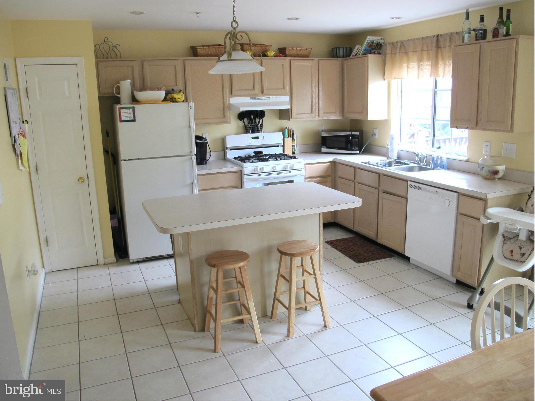 SEVEN OAKS - Residential