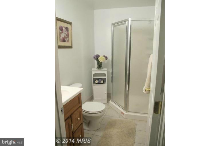 SEVEN OAKS - Residential