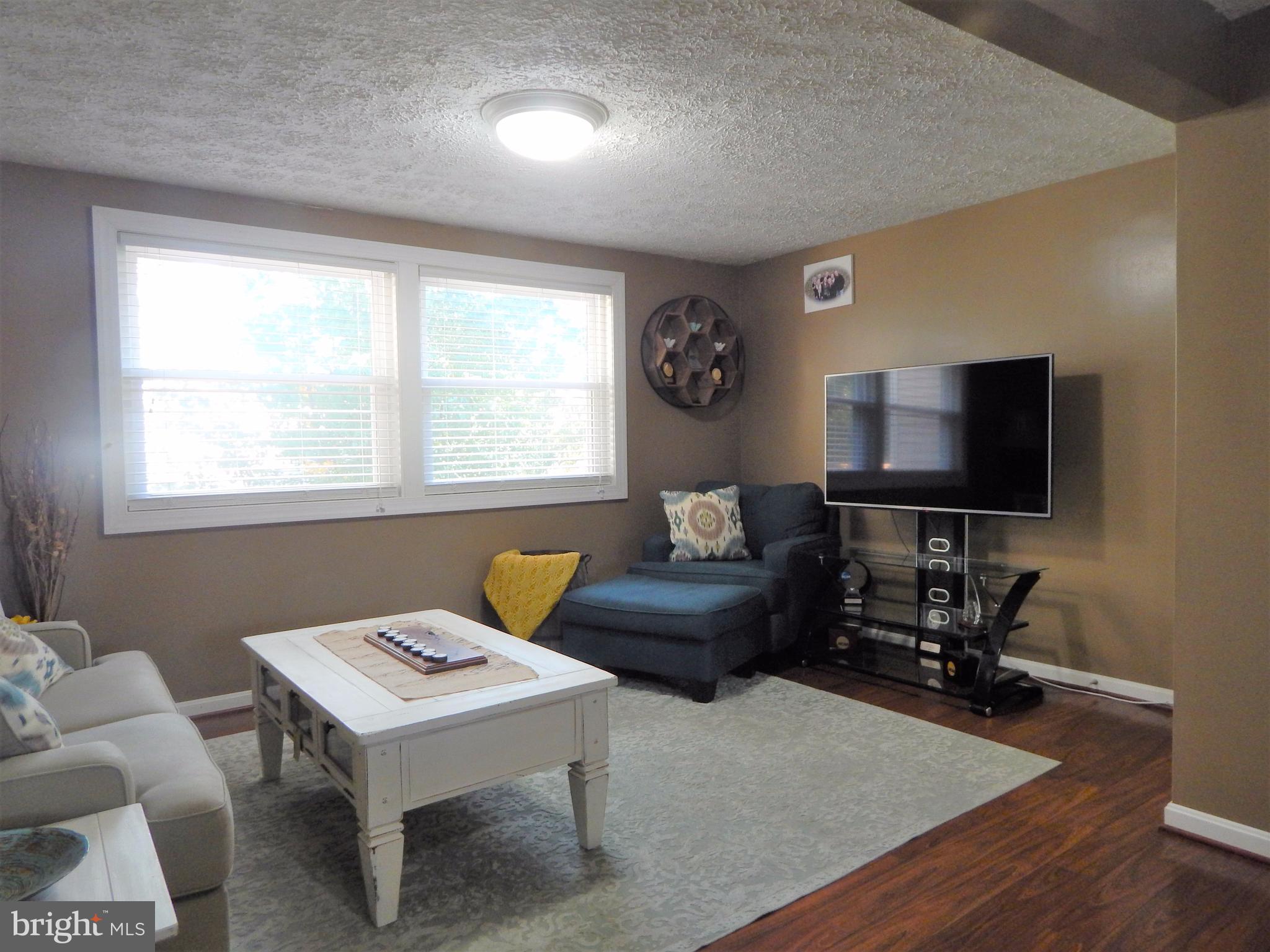 CHESTERFIELD - Residential Lease