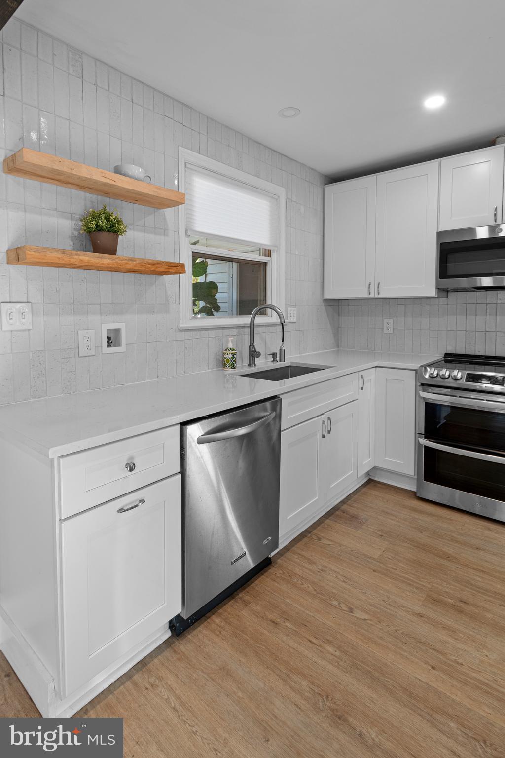 NORTH SEVERNA PARK - Residential