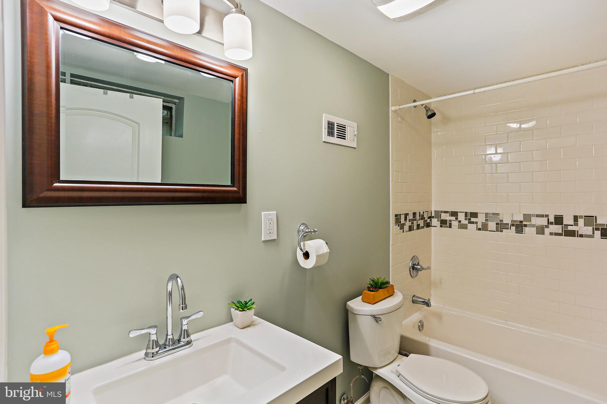 EDGE MEAD - Residential