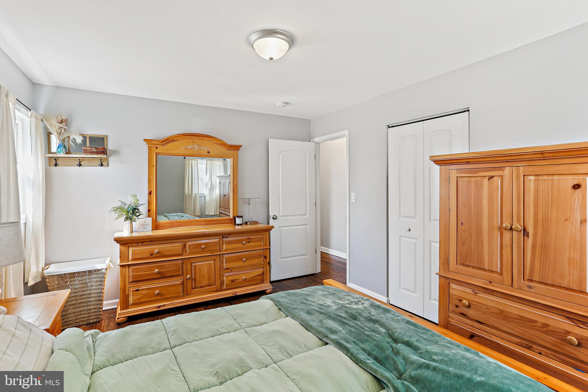 EDGE MEAD - Residential