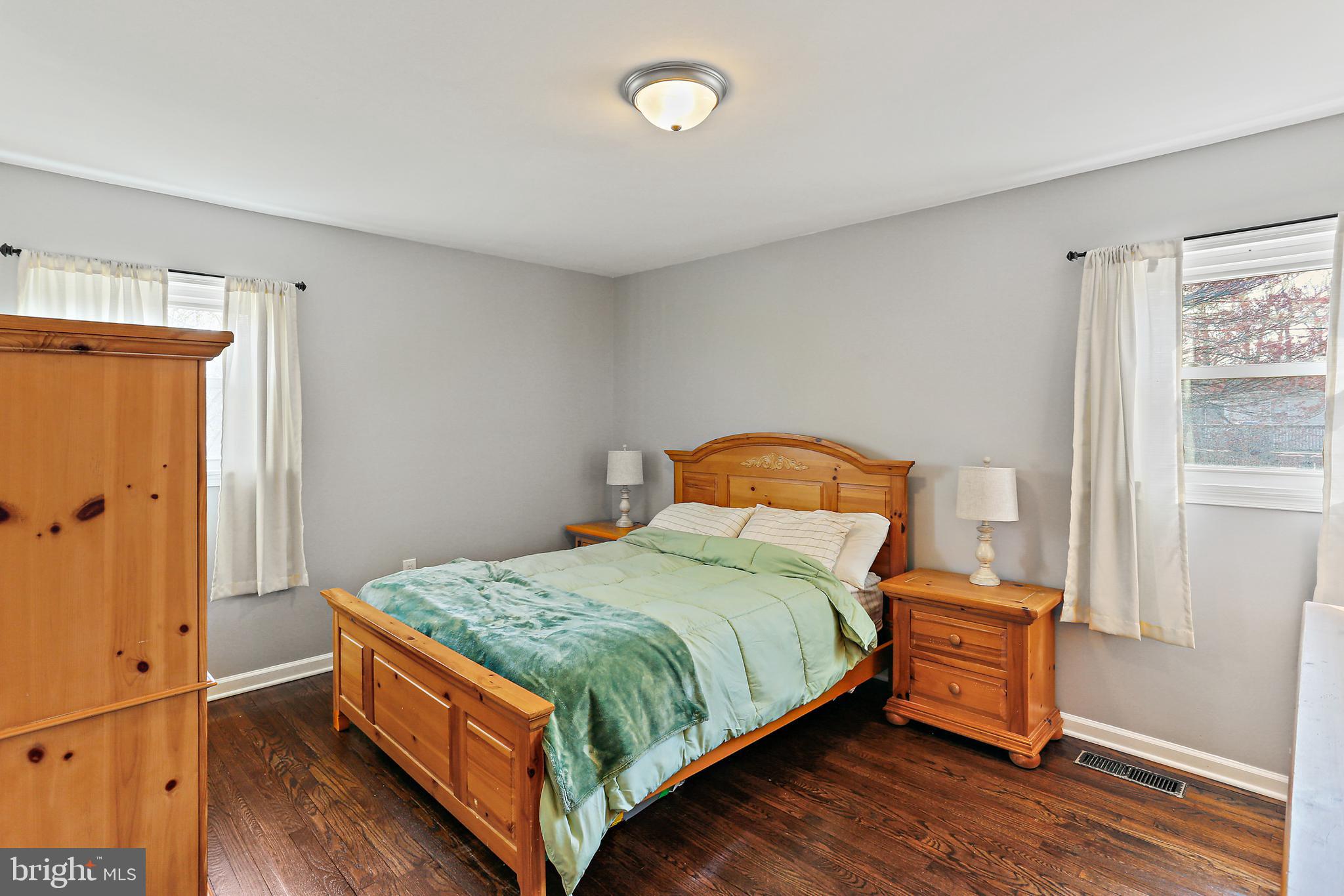 EDGE MEAD - Residential