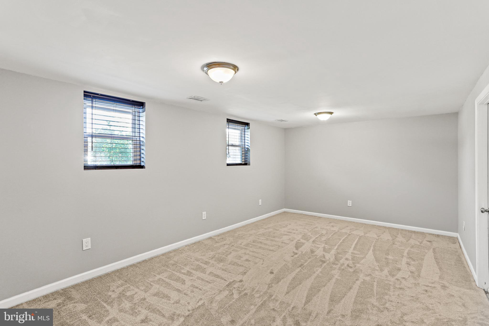 EDGE MEAD - Residential