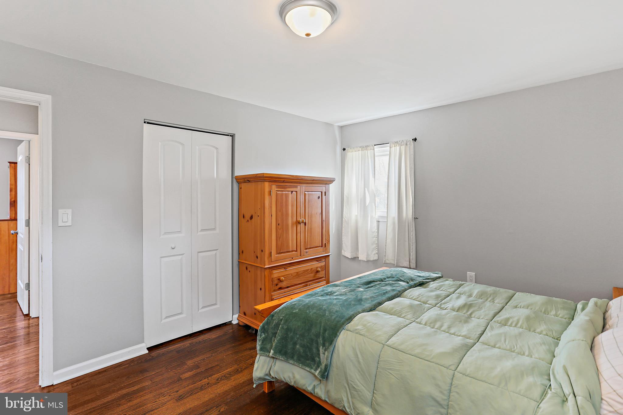 EDGE MEAD - Residential