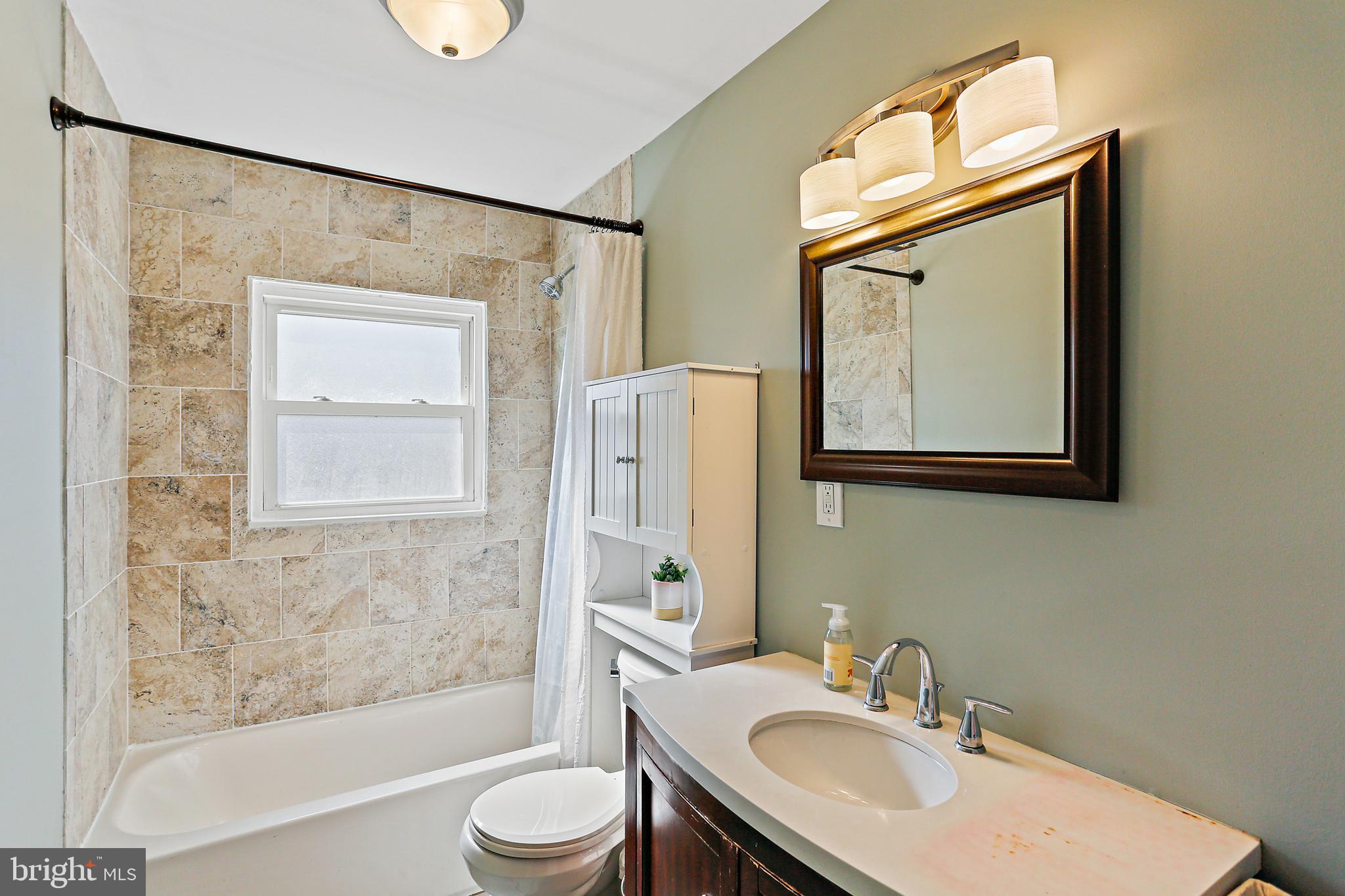 EDGE MEAD - Residential