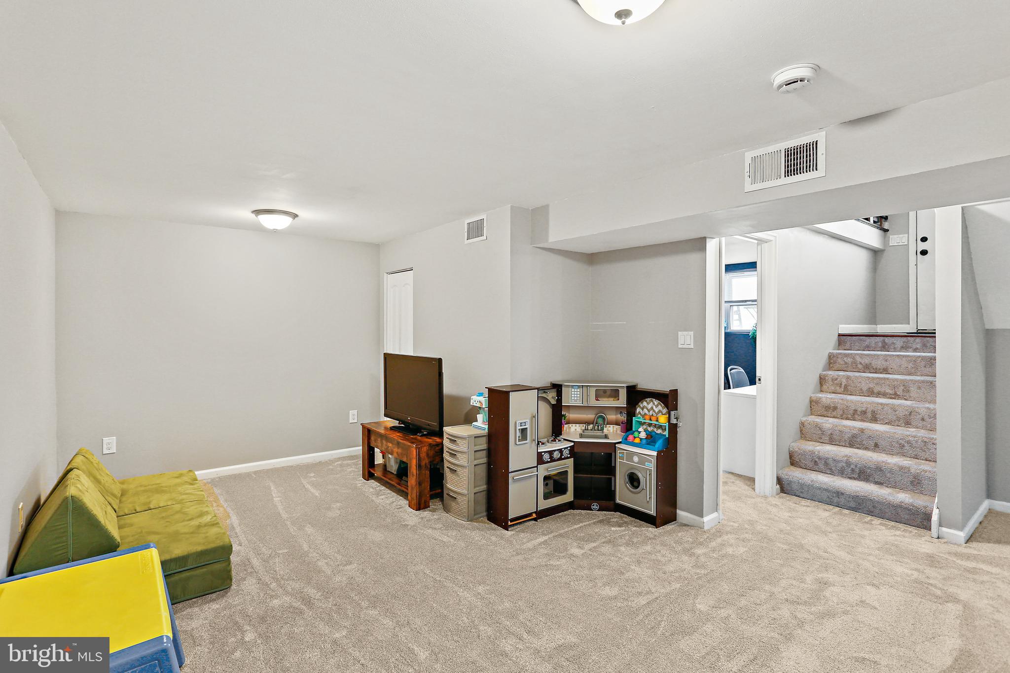 EDGE MEAD - Residential