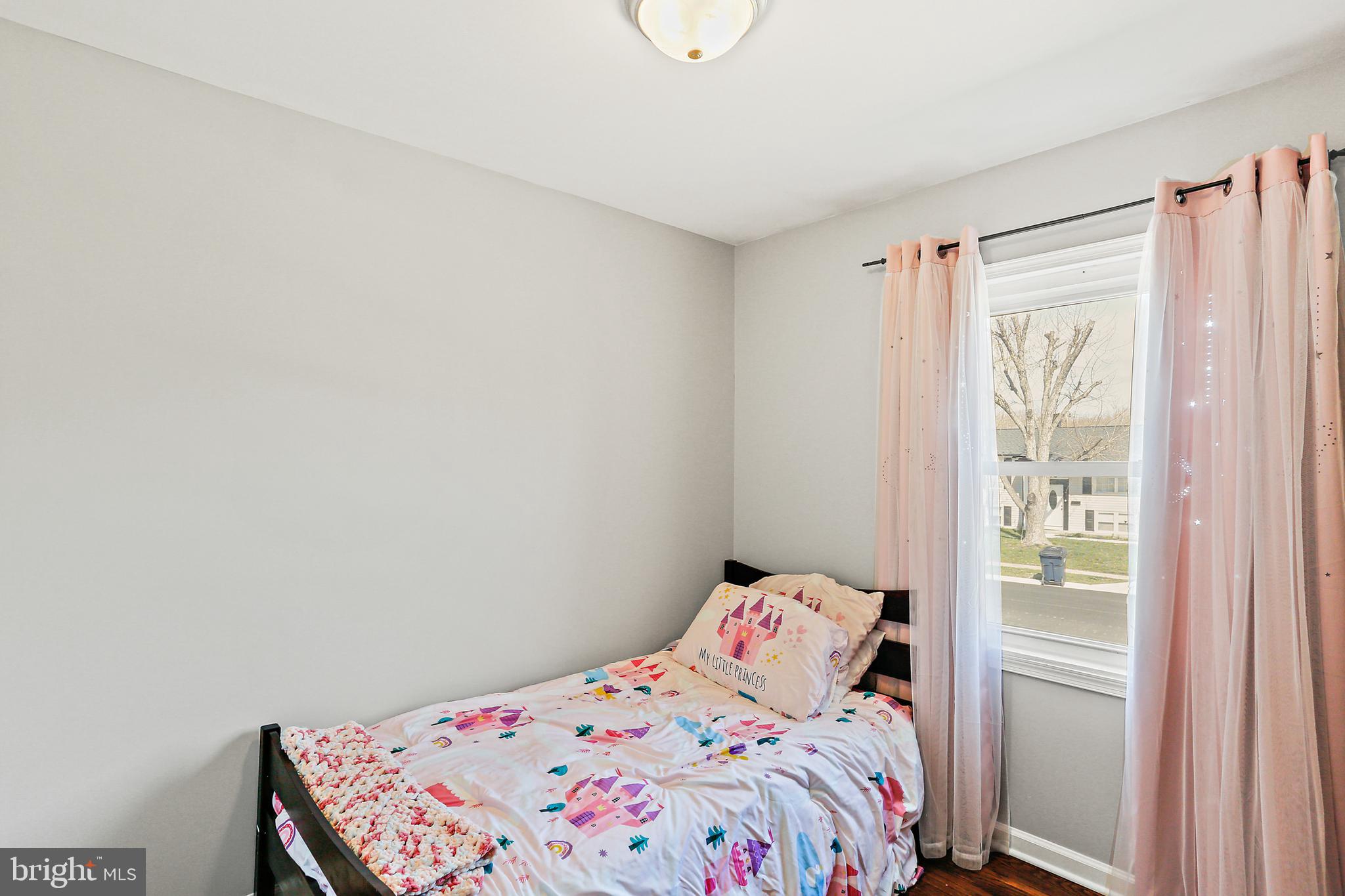 EDGE MEAD - Residential