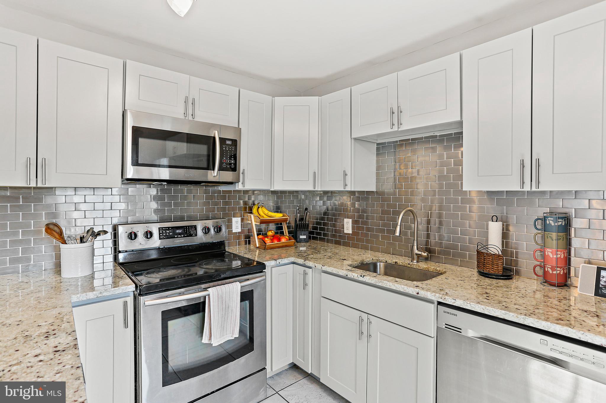 EDGE MEAD - Residential