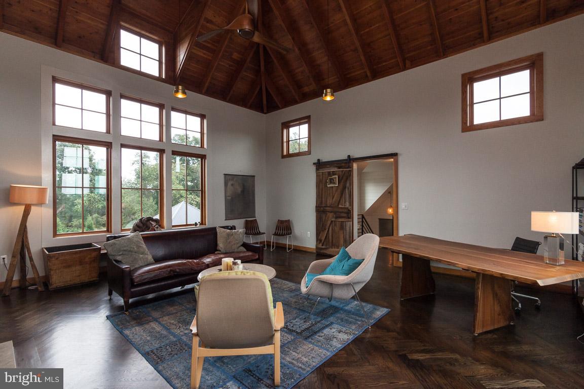 RIEMENSCHNEIDER - Residential Lease