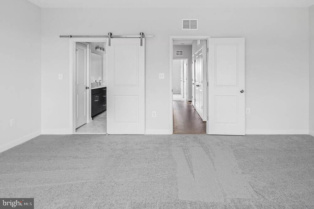 POTOMAC OVERLOOK - Residential