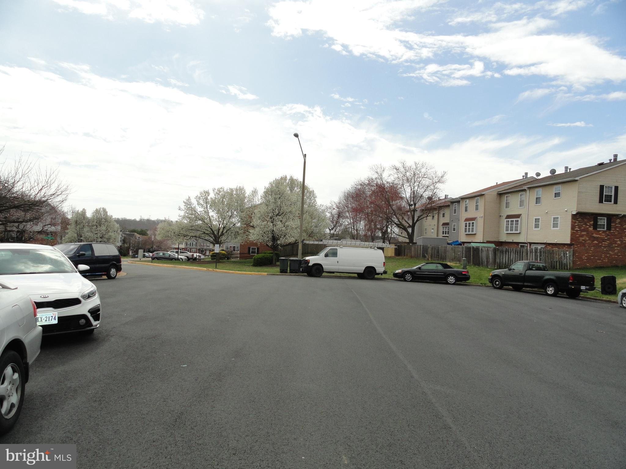 DALE CITY - Residential