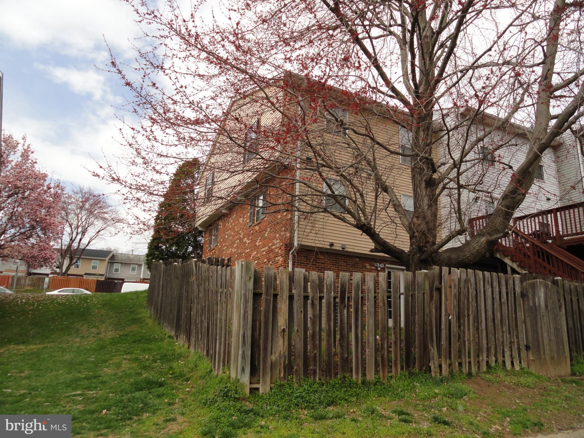 DALE CITY - Residential